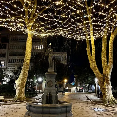 Coruna House *